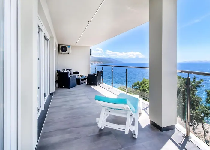 2 Bedroom Beautiful In * 波威尔