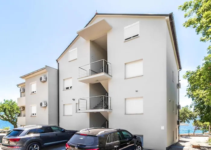 公寓 2 Bedroom Beautiful In 波威尔
