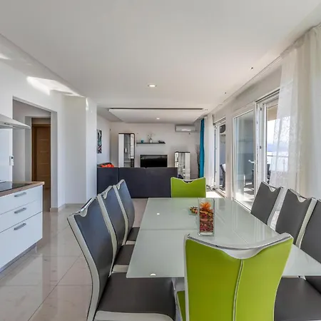 Stunning In With House Sea View Apartment *