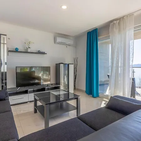 Apartment Stunning In With House Sea View *