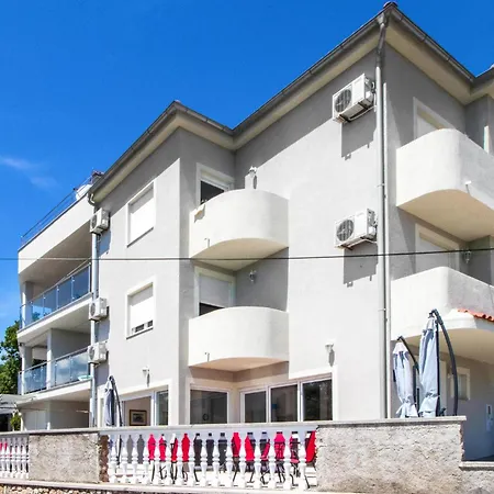Stunning In With House Sea View