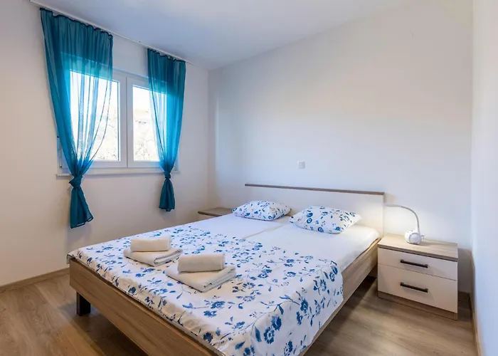 公寓 2 Bedroom Beautiful In *